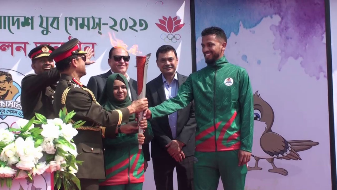 তরুণ সমাজকে মাদক এবং ক্ষতিকর জিনিস থেকে দূরে রাখতে খেলাধুলার বিকল্প নেই- সেনা প্রধান