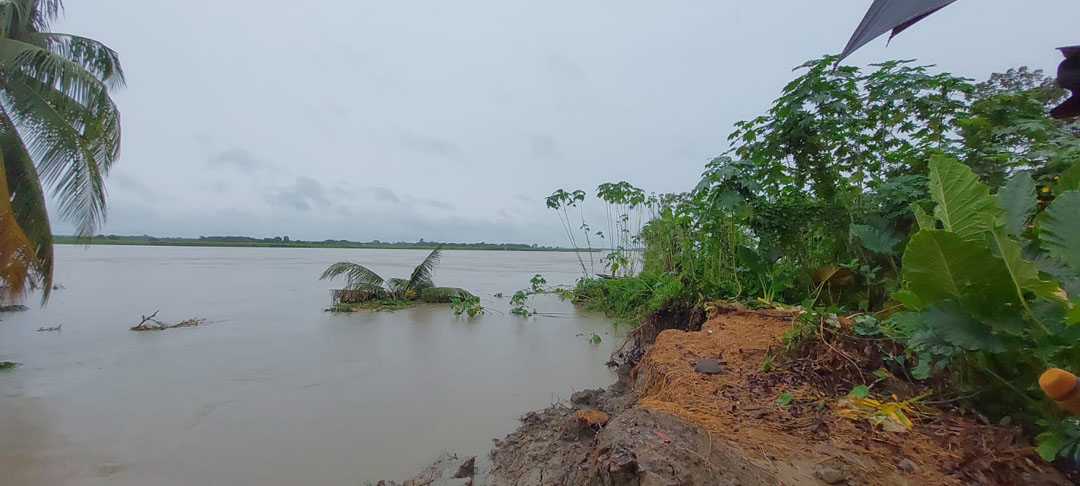 জলাশয়ে জলাবদ্ধতা ও লবনাক্ততা দূর করতে দ্রুত প্রকল্প বাস্তবায়নের দাবী