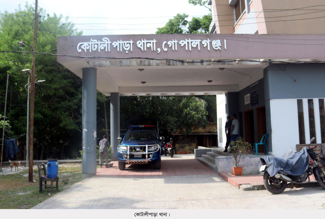 গাছ কাটাকে কেন্দ্র করে কোটালীপাড়ায় সংঘর্ষ! আহত ১০