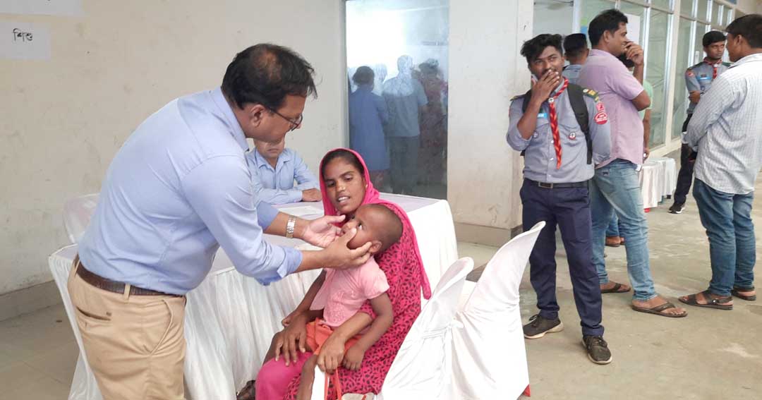 বঙ্গবন্ধুর জুলিও কুরি পদক প্রাপ্তির ৫০ বছর পূর্তি উপলক্ষে গোপালগঞ্জে ফ্রি চিকিৎসা সেবা