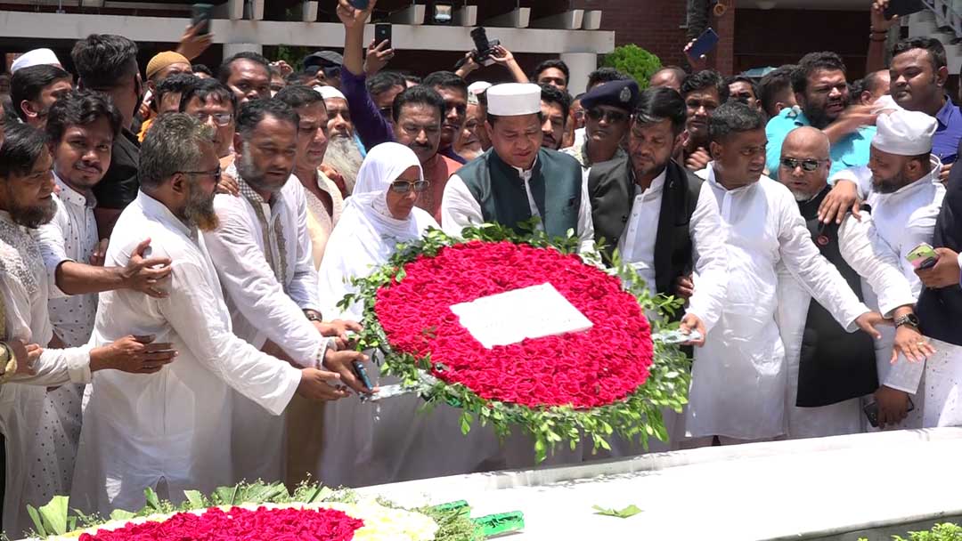 আমি ও আমার মা জন্মগতভাবে আওয়ামী লীগ ও সমর্থক গাজীপুরের সাবেক মেয়র জাহাঙ্গীর