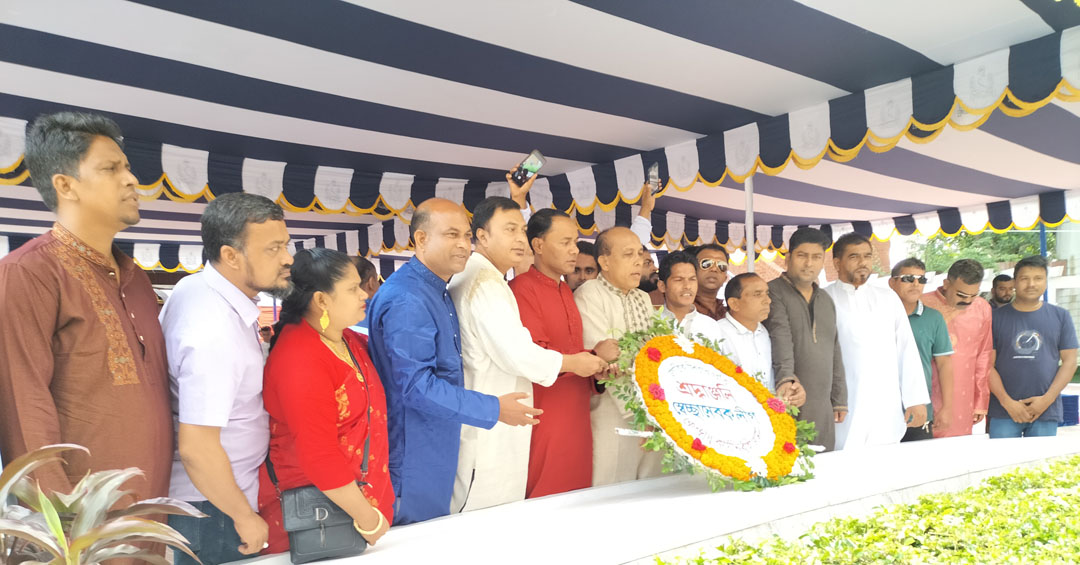 বঙ্গবন্ধুর সমাধিতে শ্রদ্ধা ও বিভিণ্ন কর্মসূচীর মধ্যদিয়ে স্বেচ্ছাসেবক লীগের প্রতিষ্ঠাবার্ষিকী পালিত
