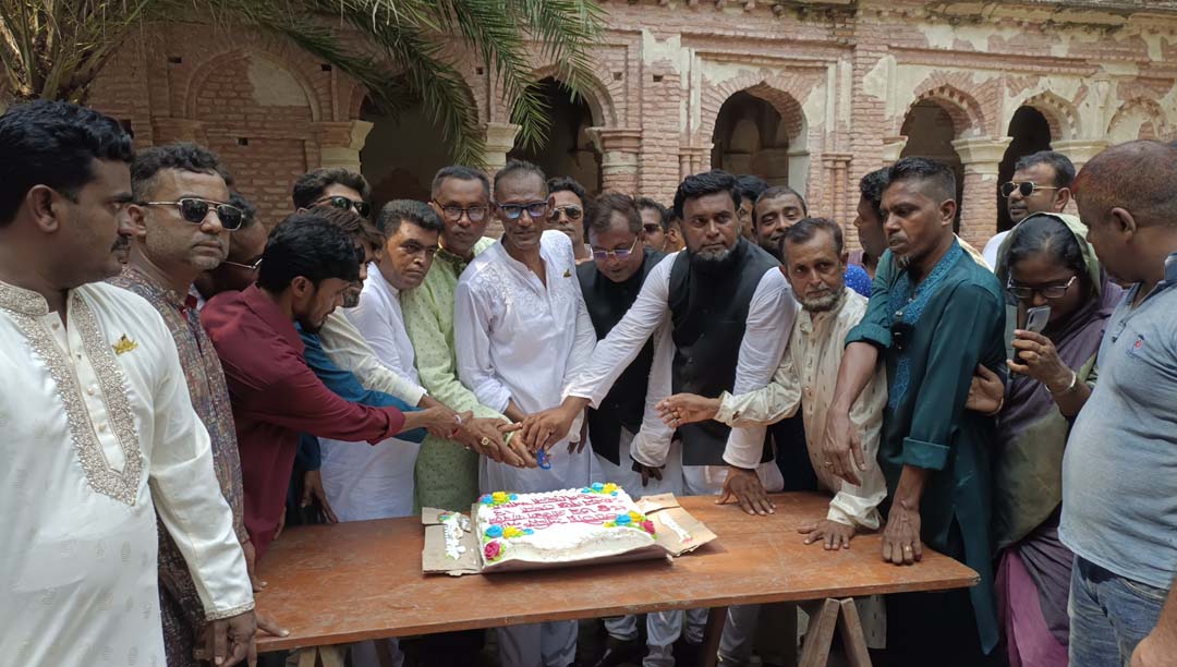 জাতীয় শ্রমিক লীগের প্রতিষ্ঠাবার্ষিকীতে বঙ্গবন্ধুর সমাধিতে শ্রদ্ধা