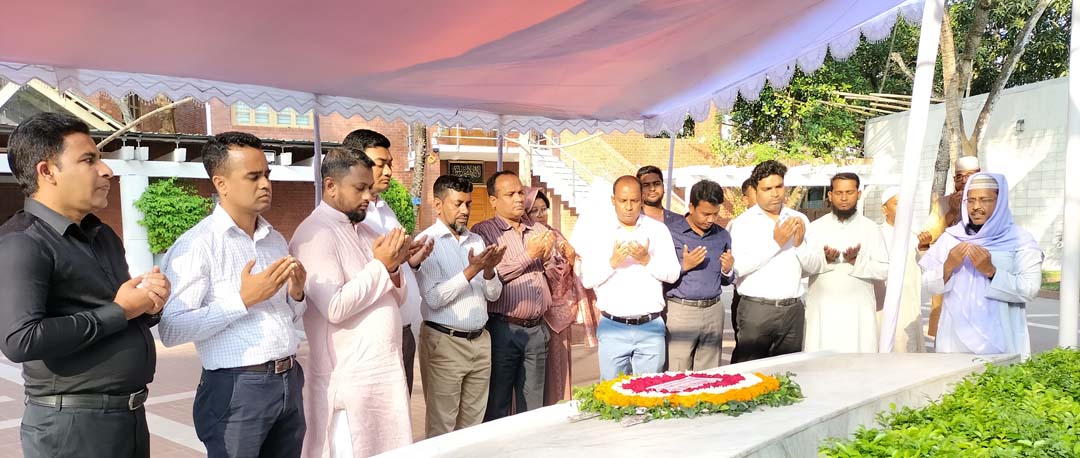 বঙ্গবন্ধুর সমাধিতে সমাজসেবা অফিসার্স এসোসিয়েশনের শ্রদ্ধা