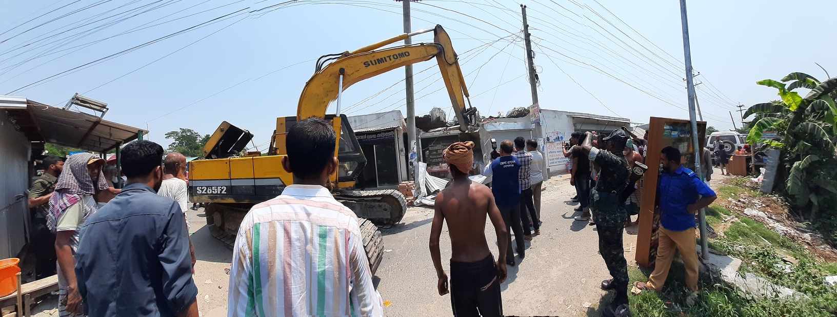 সরকারী সম্পত্তি দখল ও সহায়তাকারীদের বিরুদ্ধে আইনানুগ ব্যবস্থা নেয়া হবে-জেলা প্রশাসক