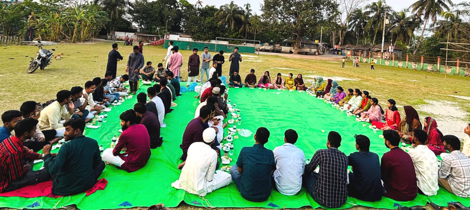 কোটালীপাড়ায় পূর্বাভাসের ইফতার মাহফিল