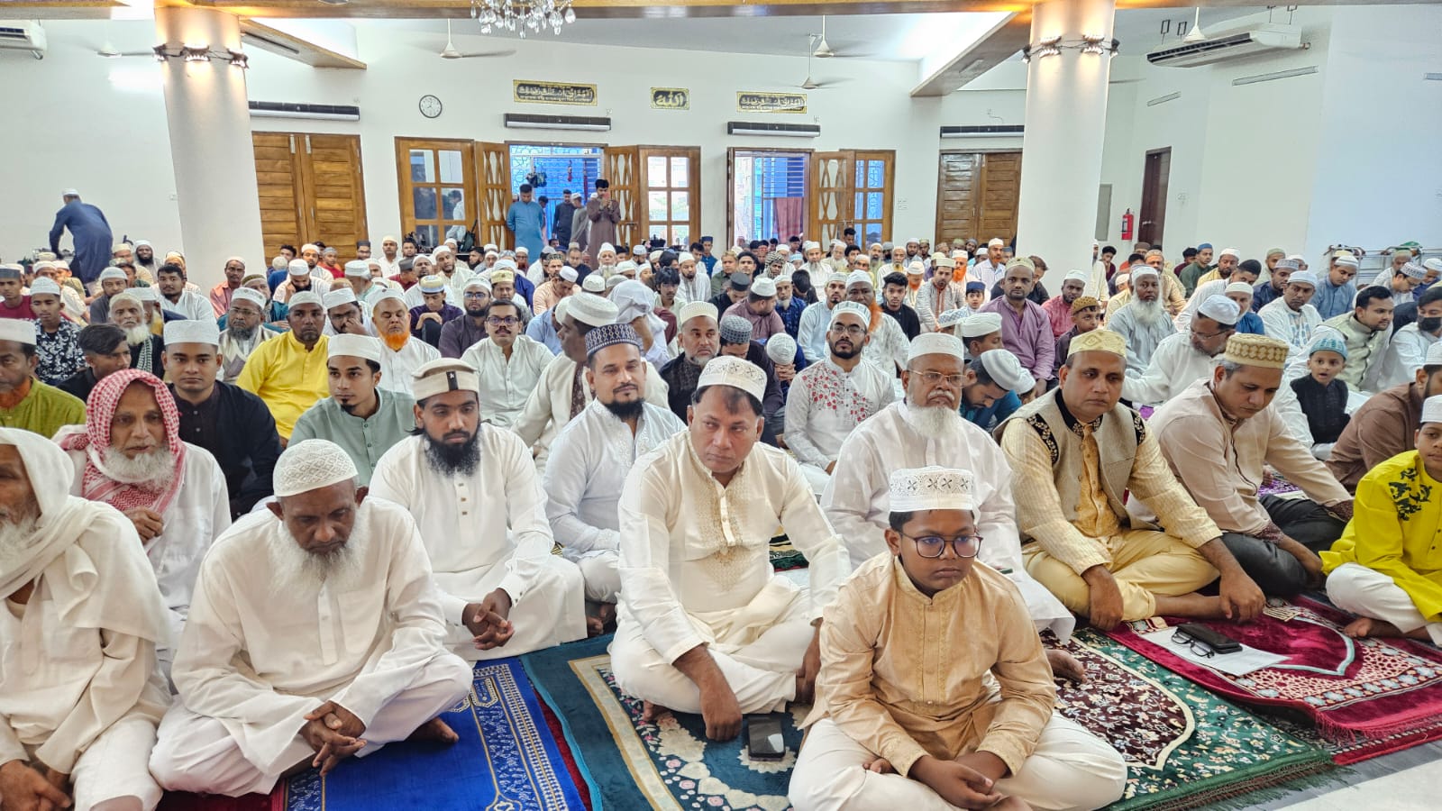 গোপালগঞ্জে পবিত্র ঈদুল ফিতরের প্রধান জামাত অনুষ্ঠিত