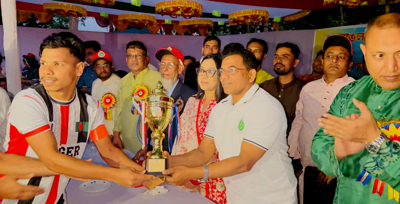 খেলার মাধ্যমে সুস্থ প্রতিযোগিতা এবং বন্ধুত্বের সম্পর্ক তৈরী হয়- সেলিমুজ্জামান সেলিম এমপি