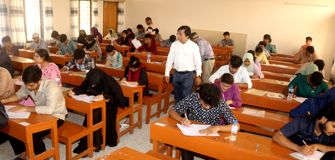 গোবিপ্রবি’তে জিএসটি গুচ্ছভুক্ত ‘বি’ ইউনিটের ভর্তি পরীক্ষা অনুষ্ঠিত