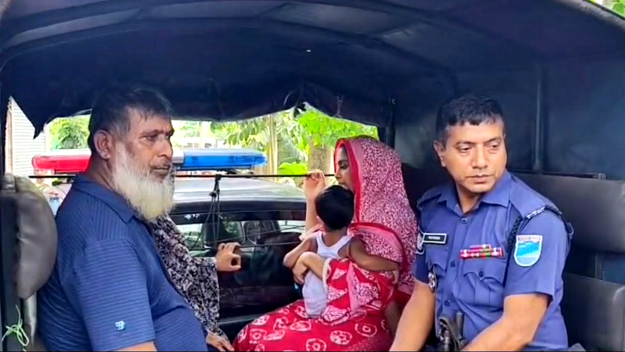 গোপালগঞ্জে পুকুর থেকে পুলিশ কর্মকর্তার মরদেহ উদ্ধার!স্ত্রীরও শ্বশুরের বিরুদ্ধে হত্যার অভিযোগ পরিবারের