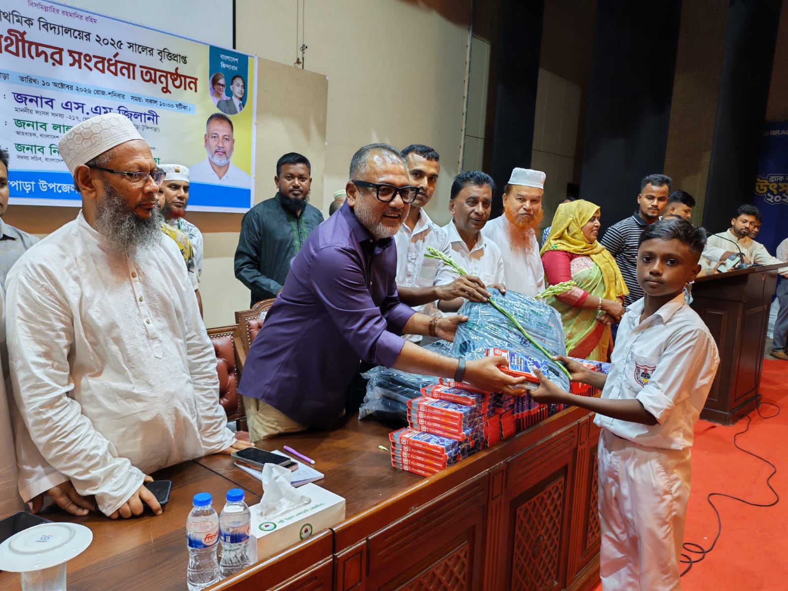 বিগত সরকার একটি রাষ্ট্রের পরামর্শে এ জাতিকে মেধাশূন্য করার ষড়যন্ত্রে লিপ্ত ছিল- এস এম জিলানী